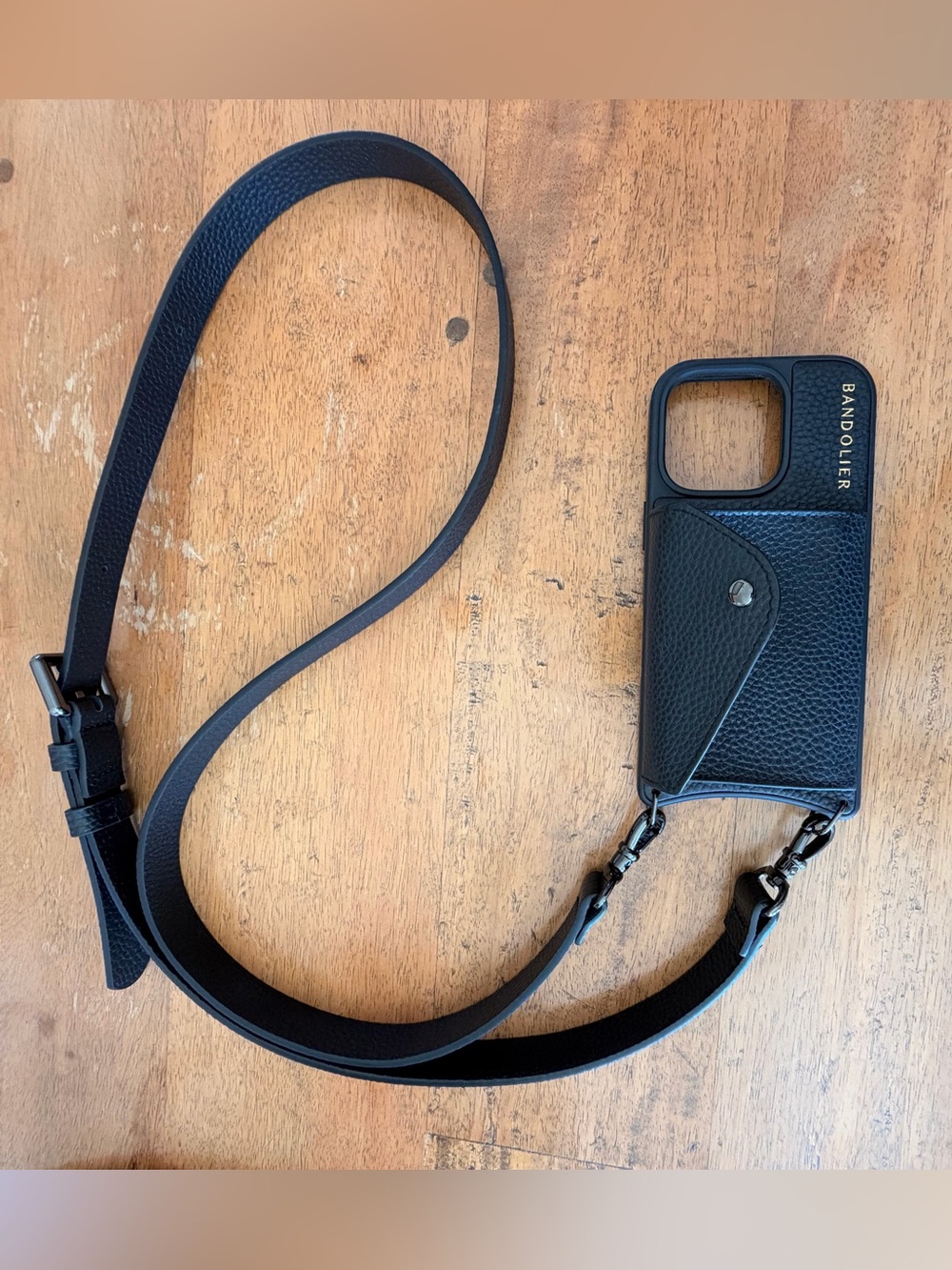 Bandolier Hailey iPhone 16Pro crossbody case